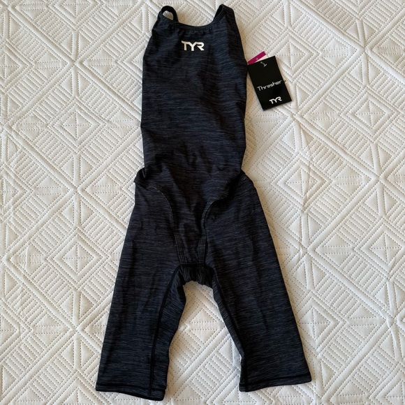 TYR Thresher Baja Open Back Tech Swimsuit Size 28, 26 In Black - Picture 3 of 13